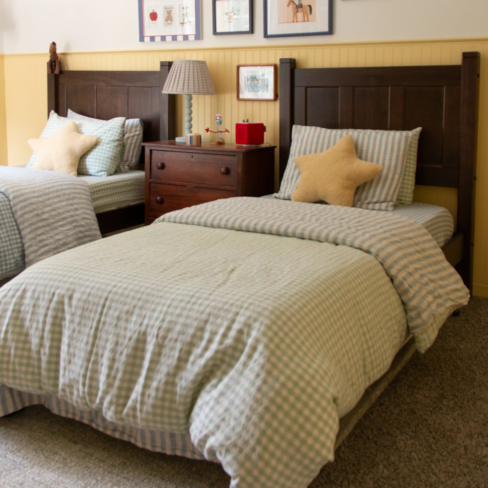 Shaker Panel Platform Bed