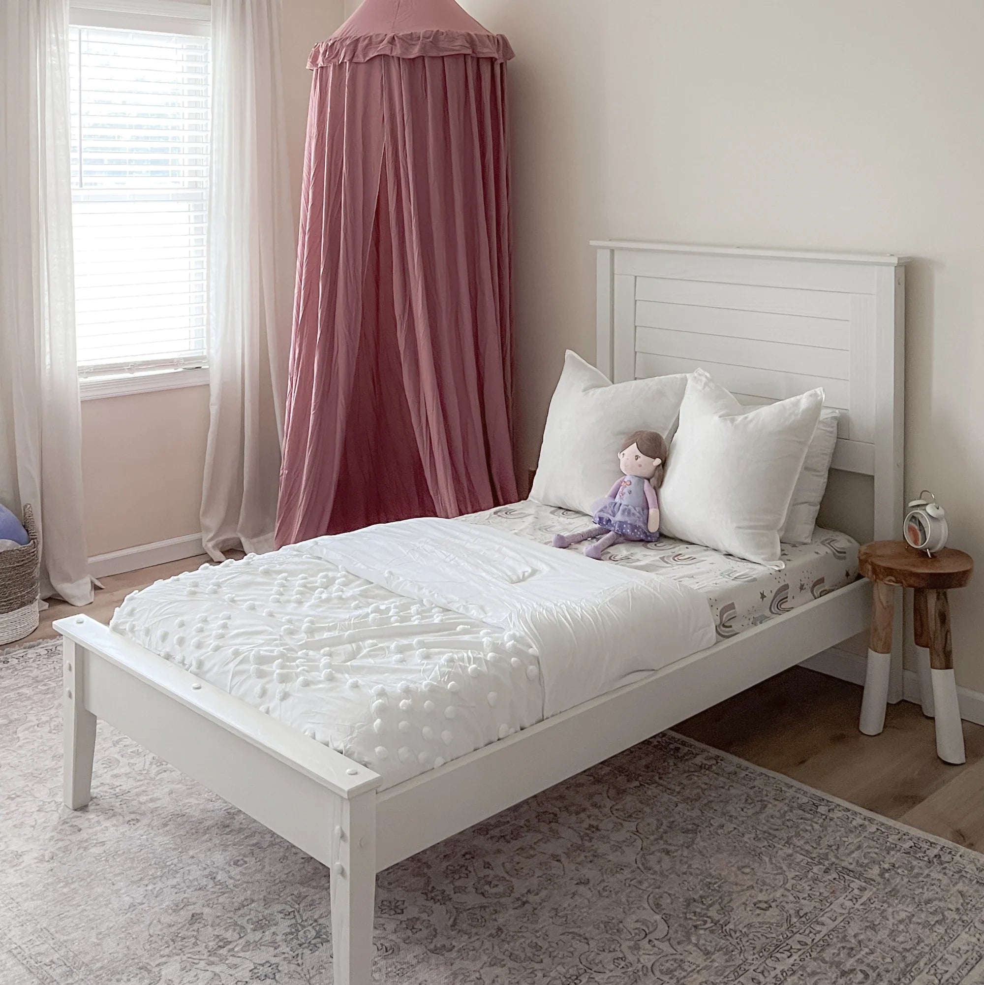 Greenport Louvered Platform Bed